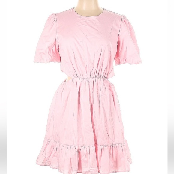 WAYF Short Puffy Sleeves Side Cut Outs Full Skirt Dress - Picture 2 of 16